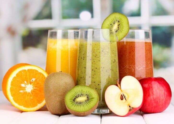 Natural juices for varicose veins on the legs strengthen blood vessels and reduce the risk of blood clots